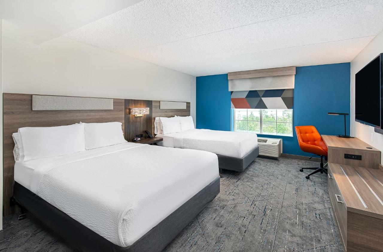 Holiday Inn Express & Suites Columbus At Northlake By Ihg Luaran gambar