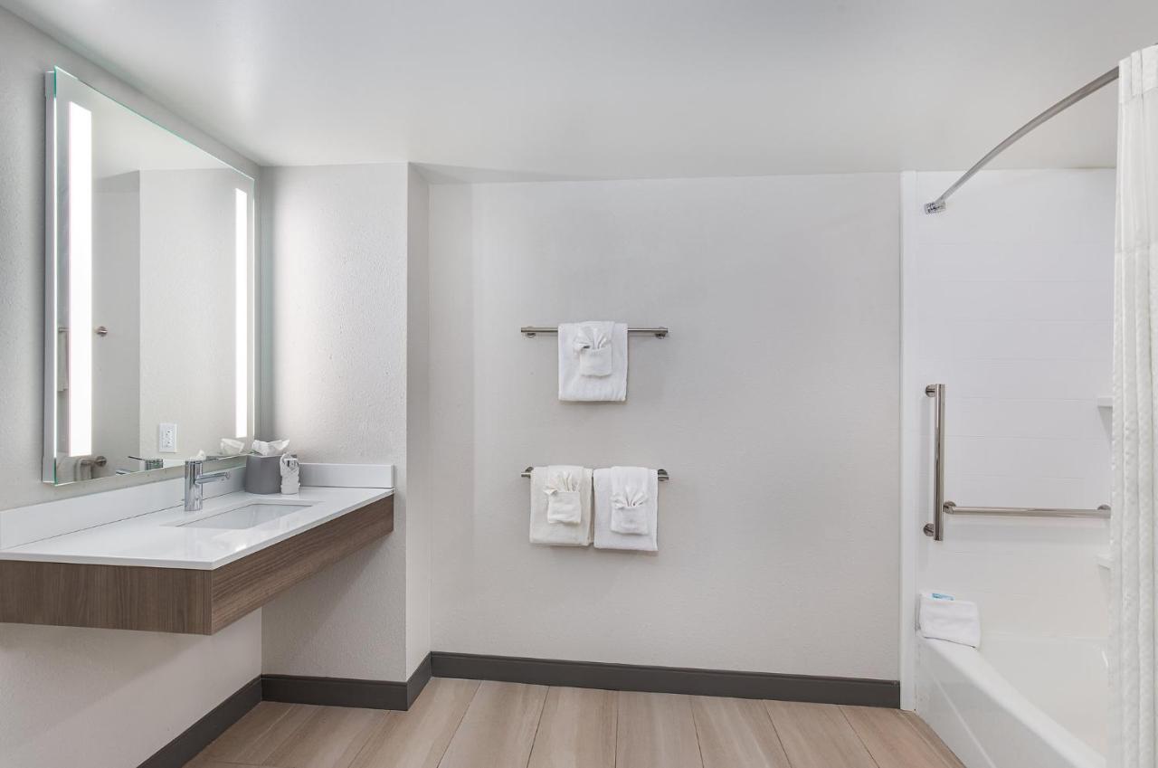 Holiday Inn Express & Suites Columbus At Northlake By Ihg Luaran gambar