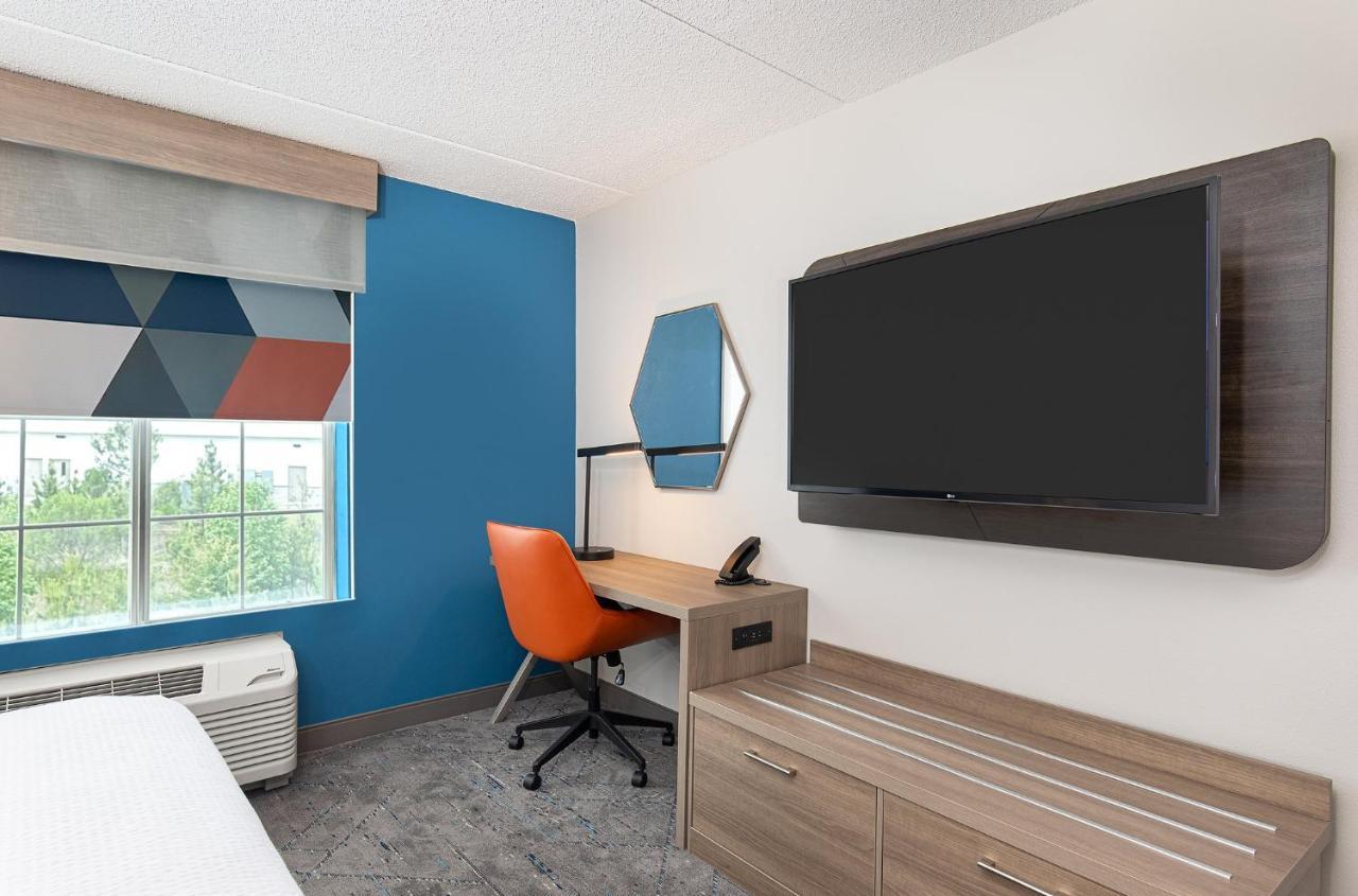 Holiday Inn Express & Suites Columbus At Northlake By Ihg Luaran gambar