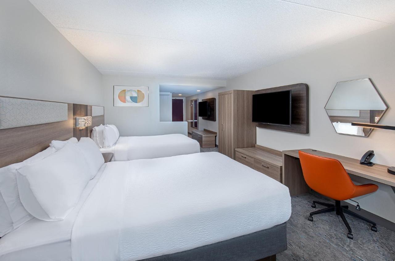 Holiday Inn Express & Suites Columbus At Northlake By Ihg Luaran gambar