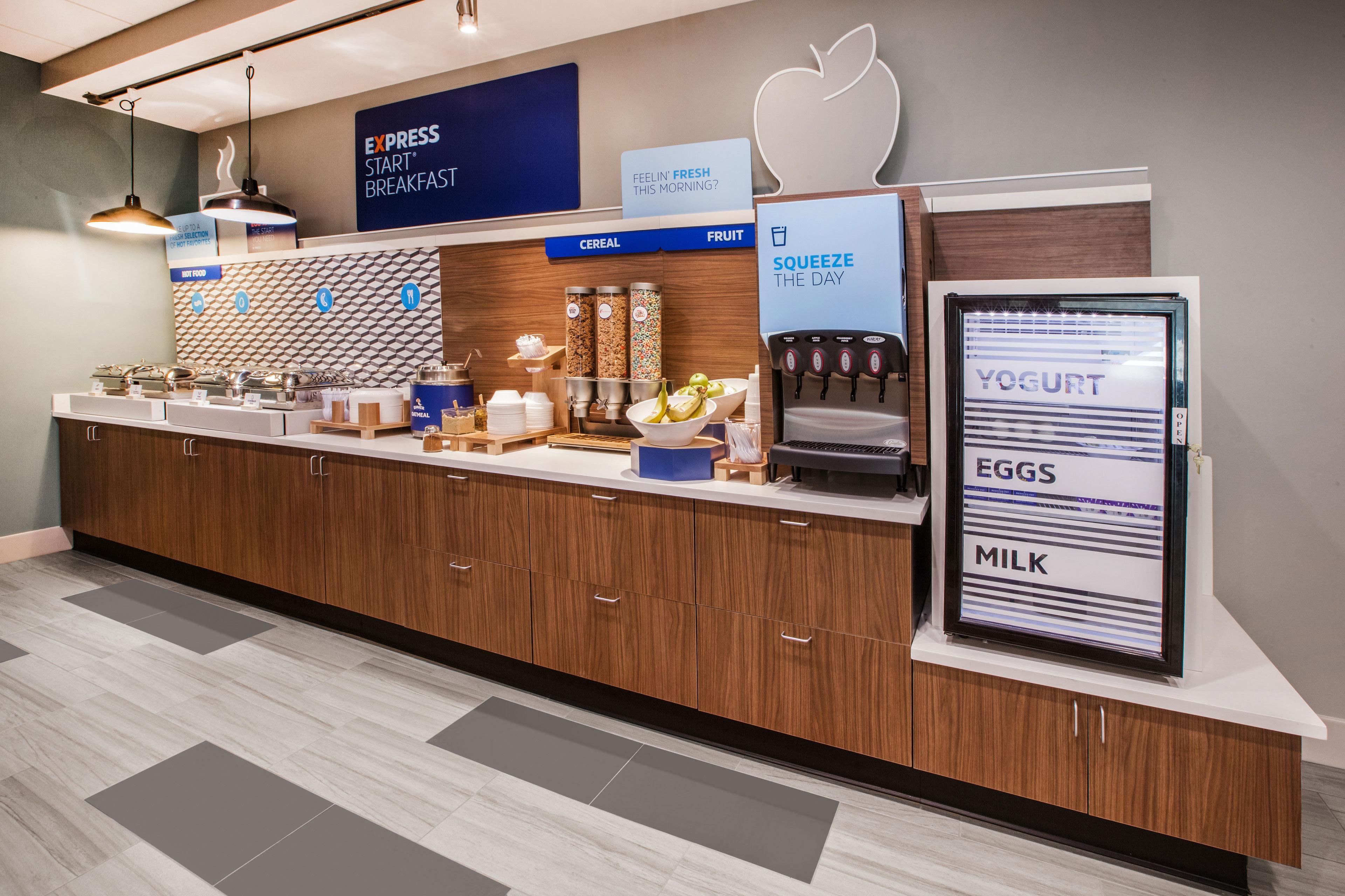 Holiday Inn Express & Suites Columbus At Northlake By Ihg Luaran gambar